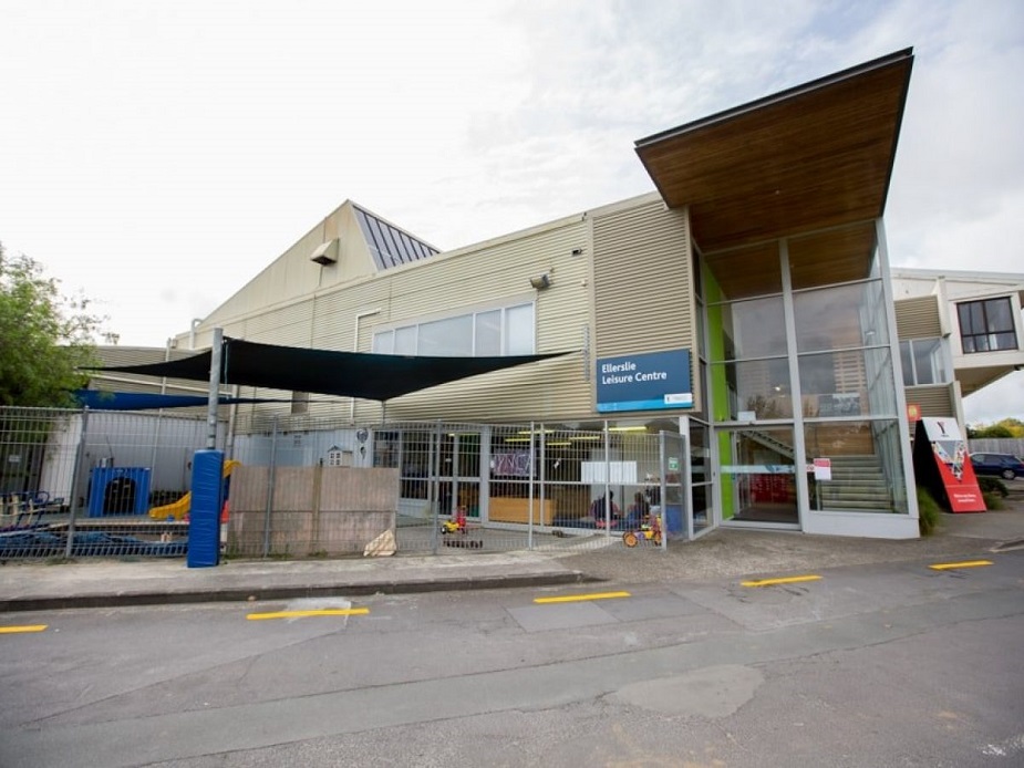 Ellerslie Leisure Centre building with corrugated cladding and glazed entrance